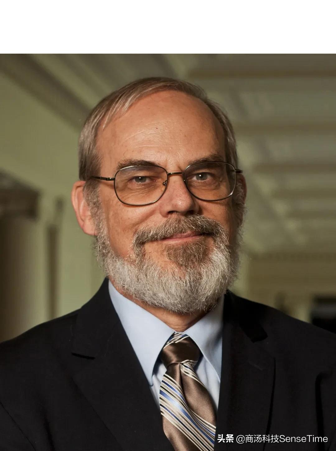 技术阐释:春虎夏蛇逐野兔，水火不容两相斗猜生肖