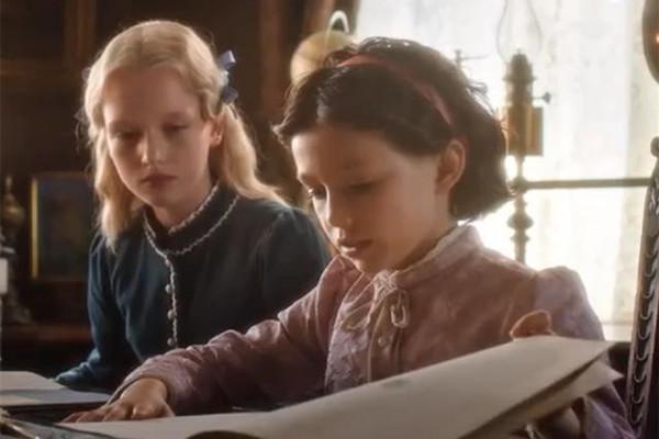 图文解析:蓝天绿地鸟儿飞，挑得蓝里便是来代表什么生肖