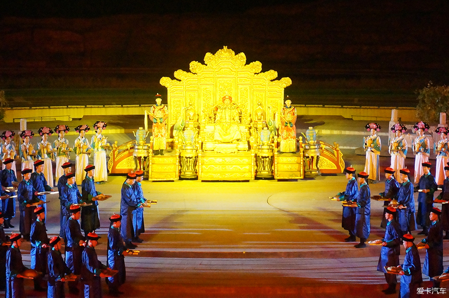 图文解析:二八携手進皇宫，三四今開九得利猜一准确数字