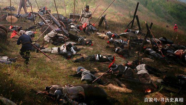 趋势研判:欲横沙场打一动物谜底